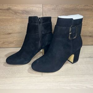 Bella Vita Klaire Ankle Bootie Boot in Black Suede